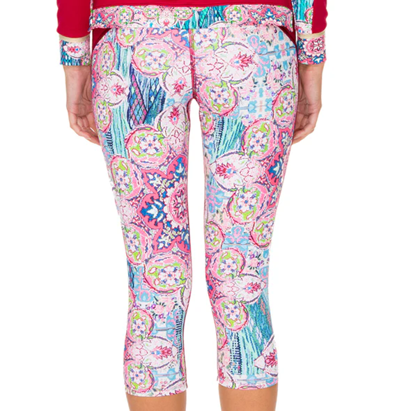 AZUCAR - Cross Waistband Capri Legging - Image 2