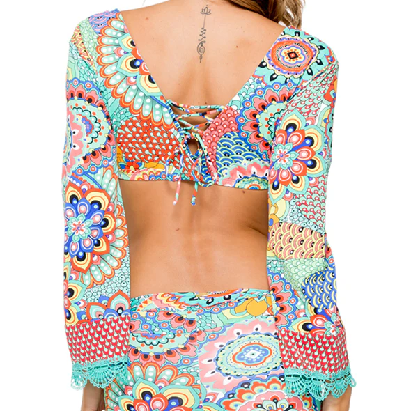 MARIPOSITA CARIBEÑA - Bell Sleeve Crop Top - Image 2