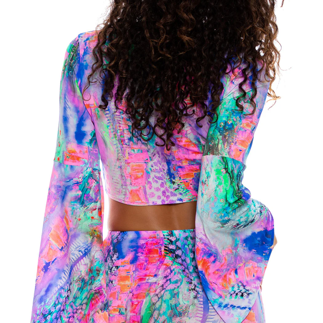 SHE'S ELECTRIC - Bell Sleeve Scrunched Crop Top - Image 2