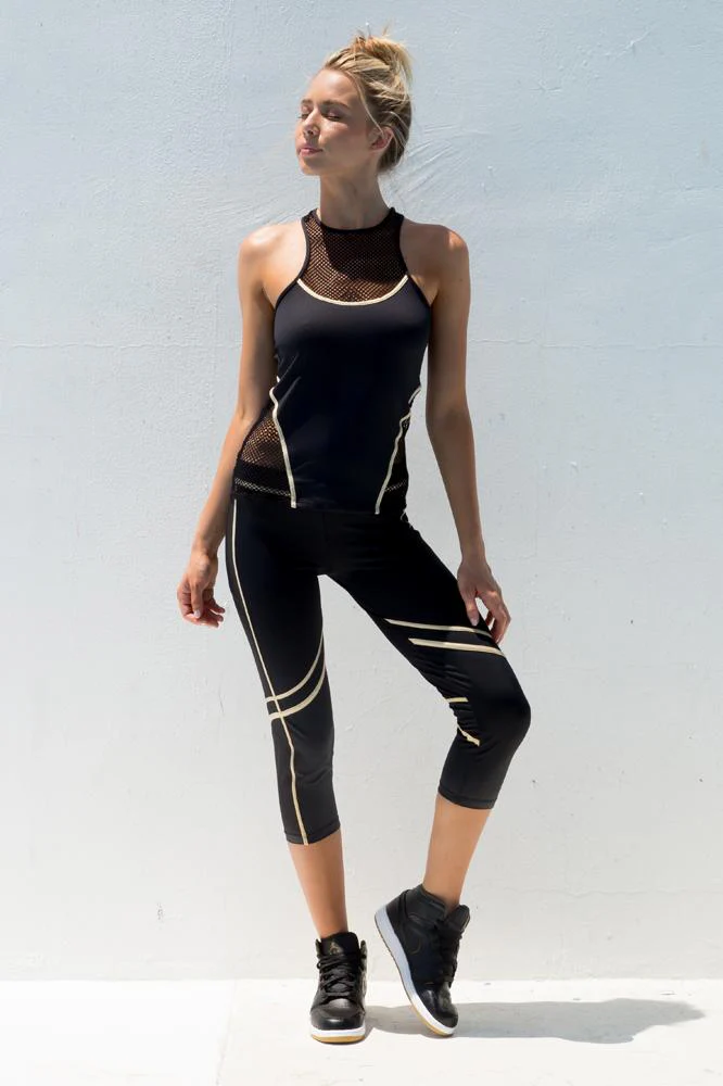 WARRIOR SPIRIT - Mesh Sides Capri Legging - Image 3